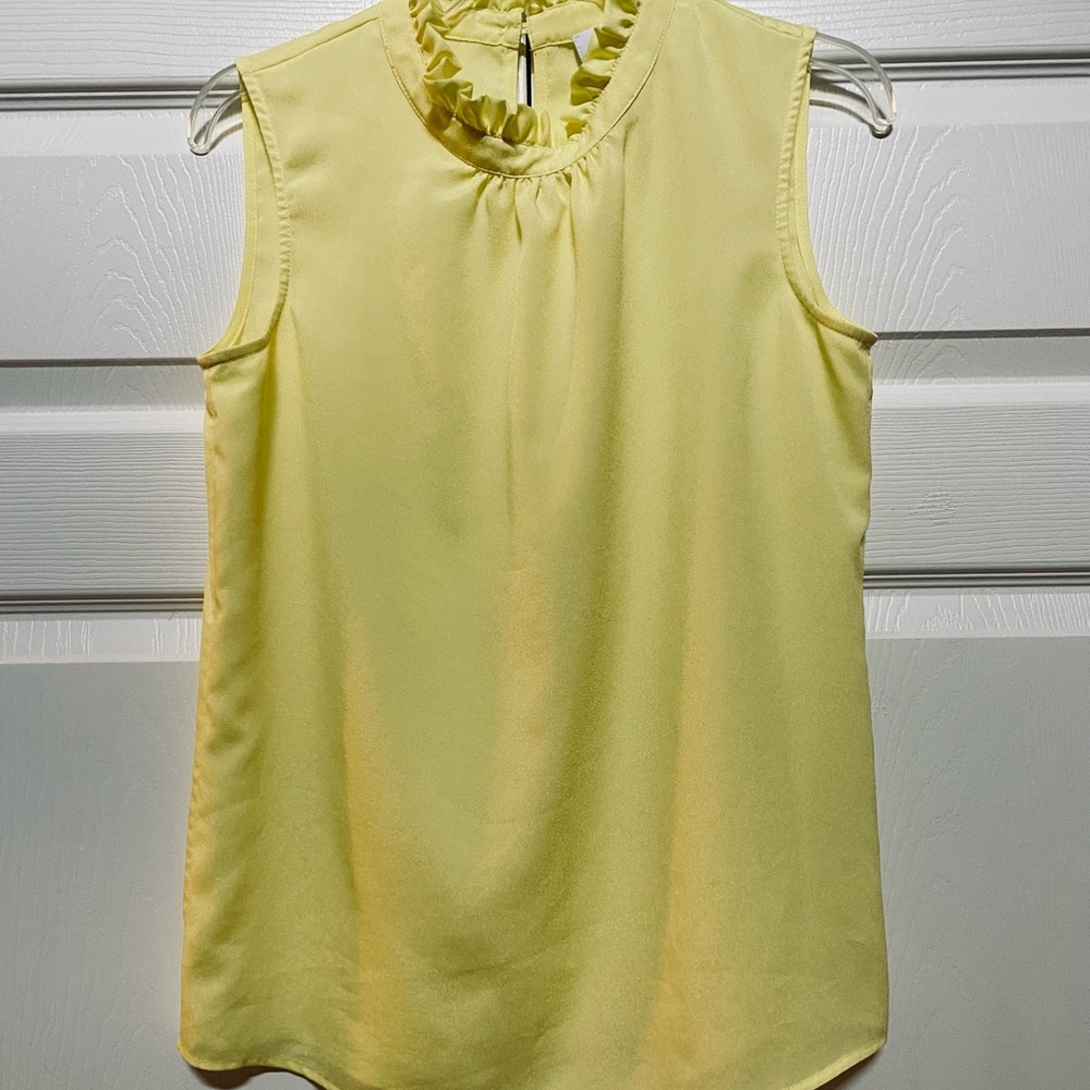 CUTE CALVIN KLEIN YELLOW RUFFED NECK TOP YOU ARE GOING TO LOVE. LIKE NEW & CUTE. - Picture 12 of 12